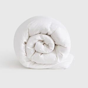 QUINCE Premium Down Alternative Comforter Full/Queen 5529